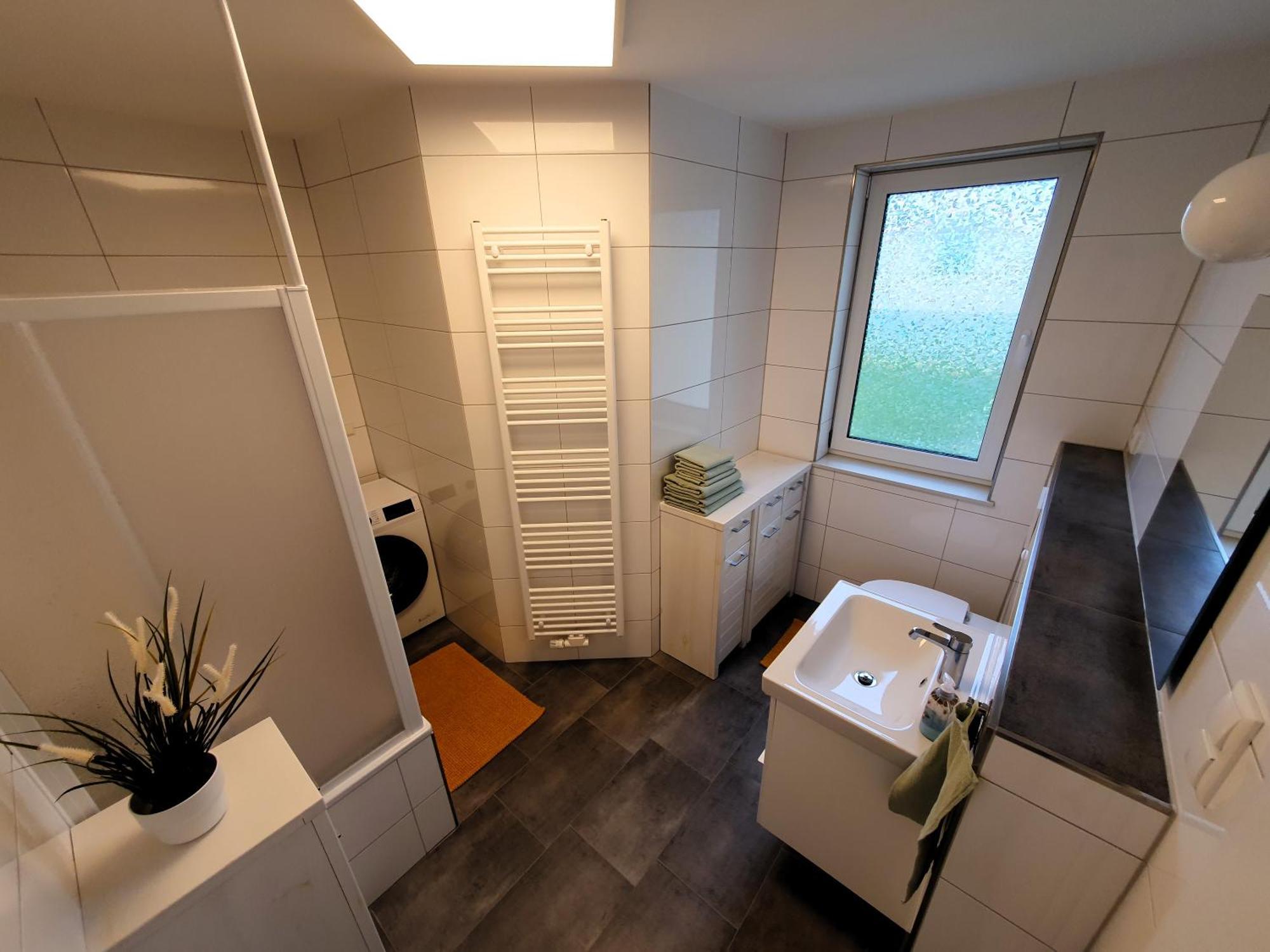 Radfreundliches Wohlfuehl-Apartment Mit Terrasse Und Parkplatz - Fewo Woody Schwerin  Buitenkant foto